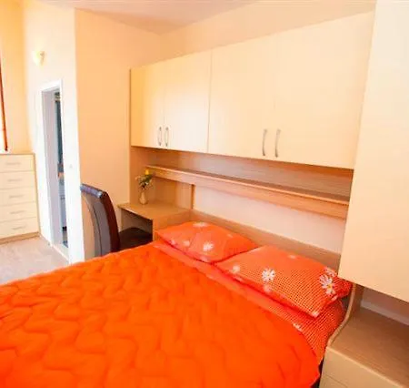 Centar * Makarska